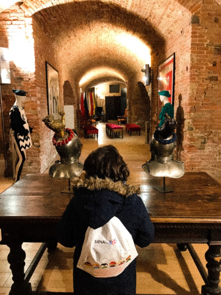 Sala dei Costumi del Palio 